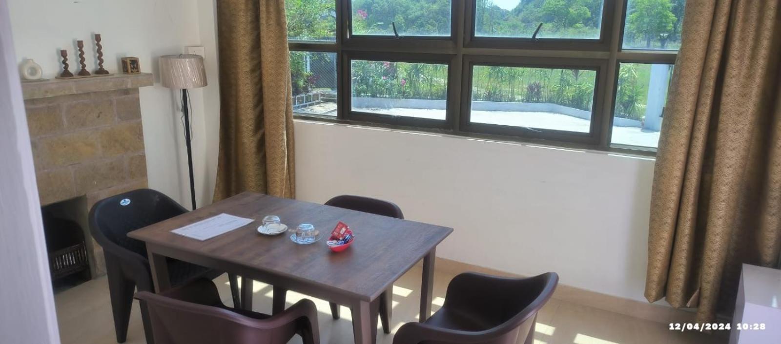 Peit Them Resort Mawlynnong Bagian luar foto